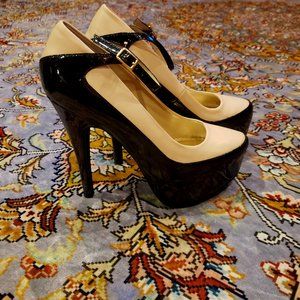 Sole Obsession Black Patent with Cream Platform | 8.5